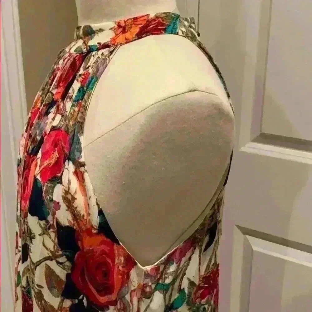 🆕 ROSE DRESS - Picture 4 of 6